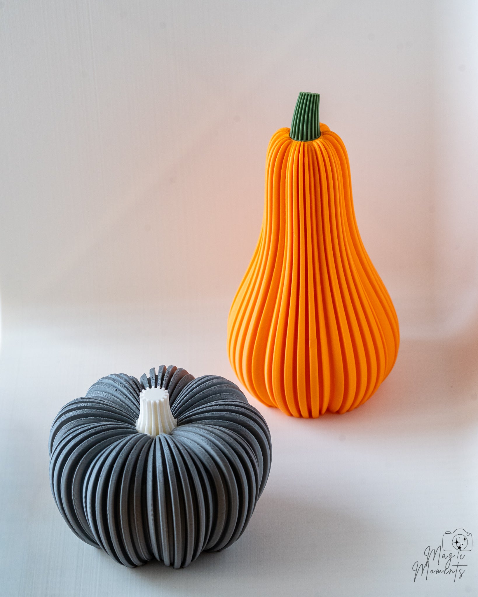 Grey pumpkin tealight holder with orange squash holder