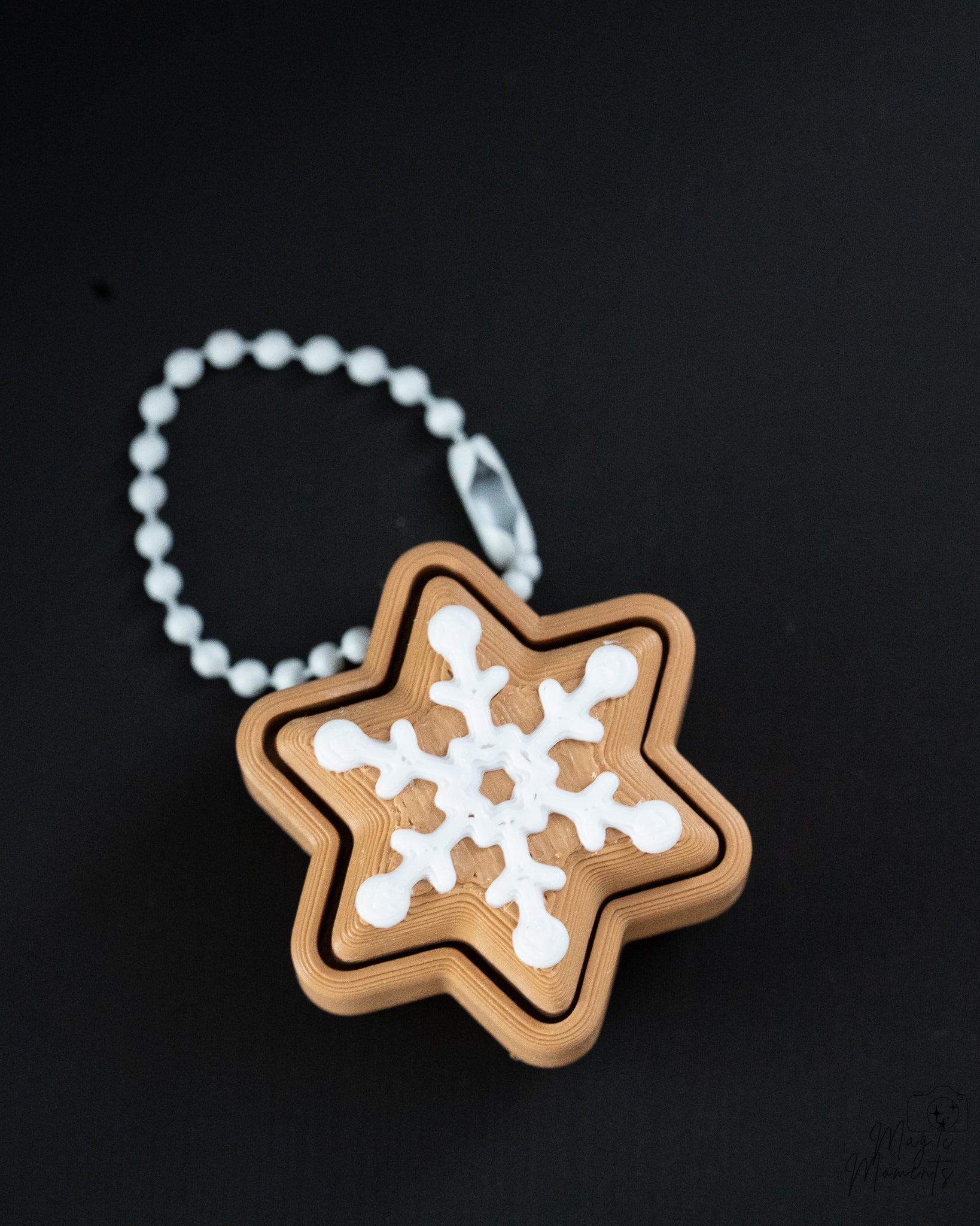 white icing gingerbread star clicker keychain