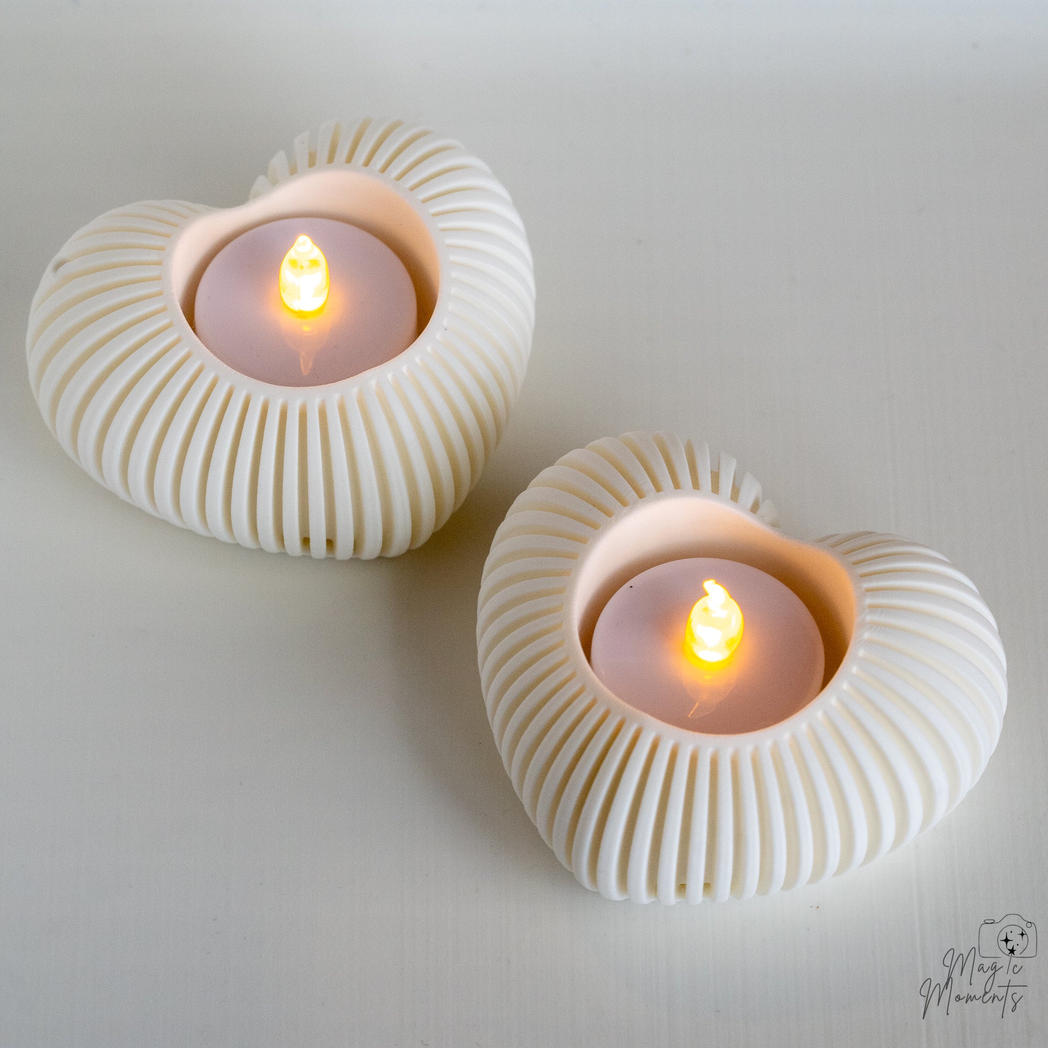 White heart tealight holder pair with LED candles