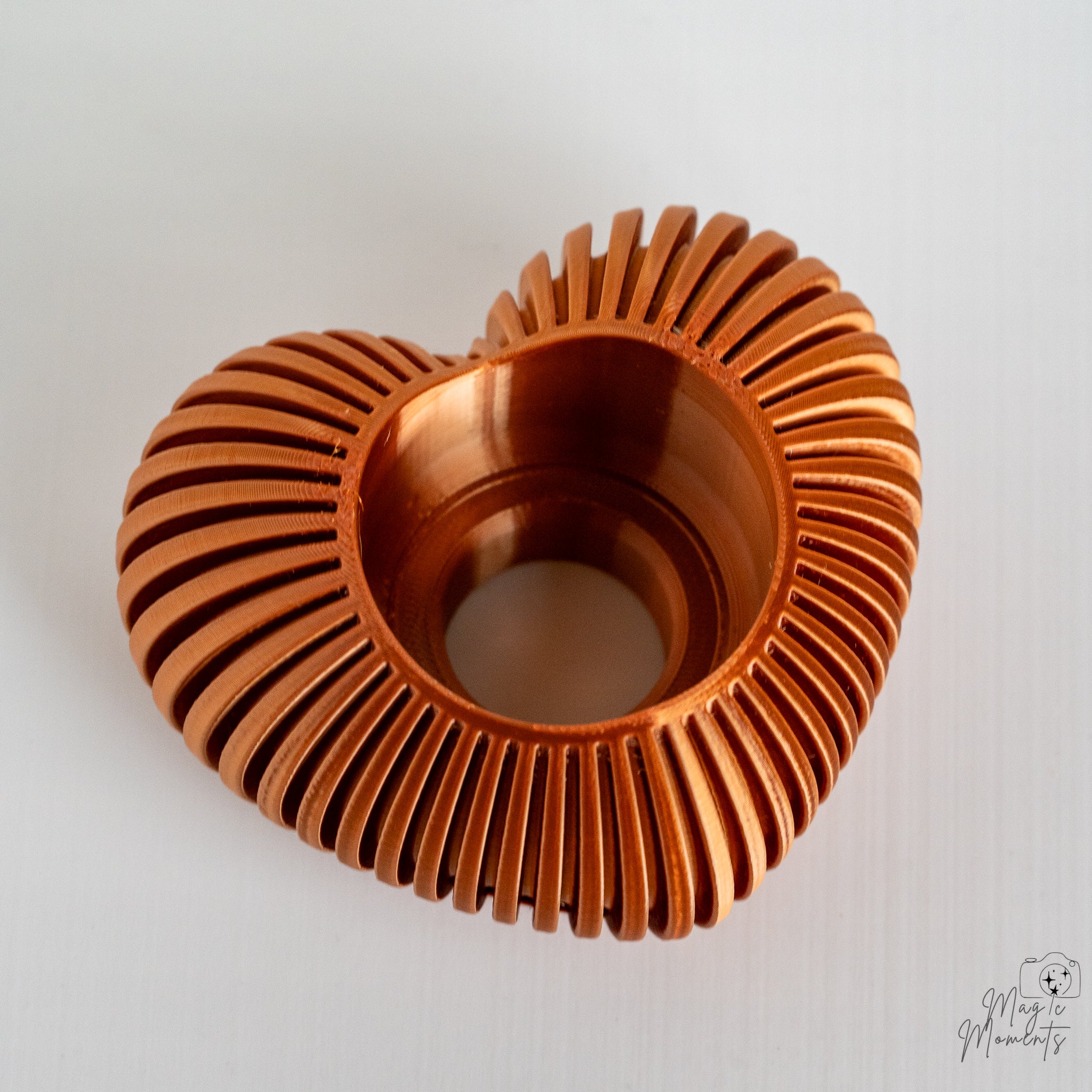Copper heart tealight holder with metallic style finish