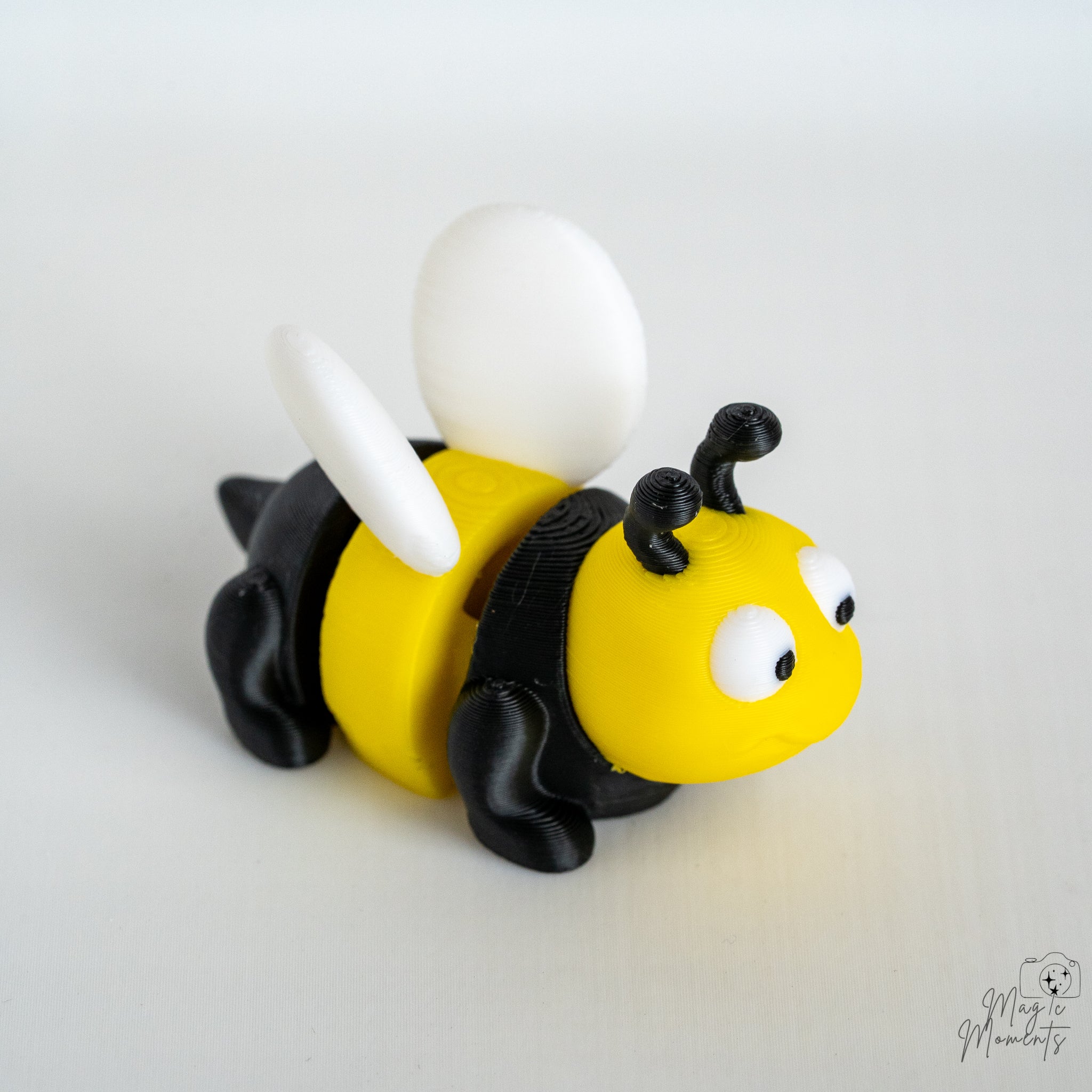 Bee figure viewed from angle