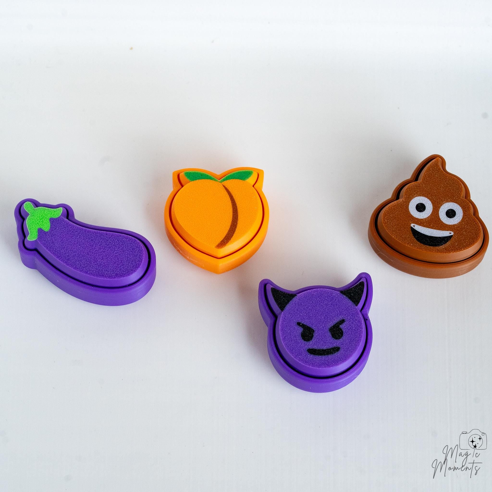 emoji clicker 3d printed fidget keychains
