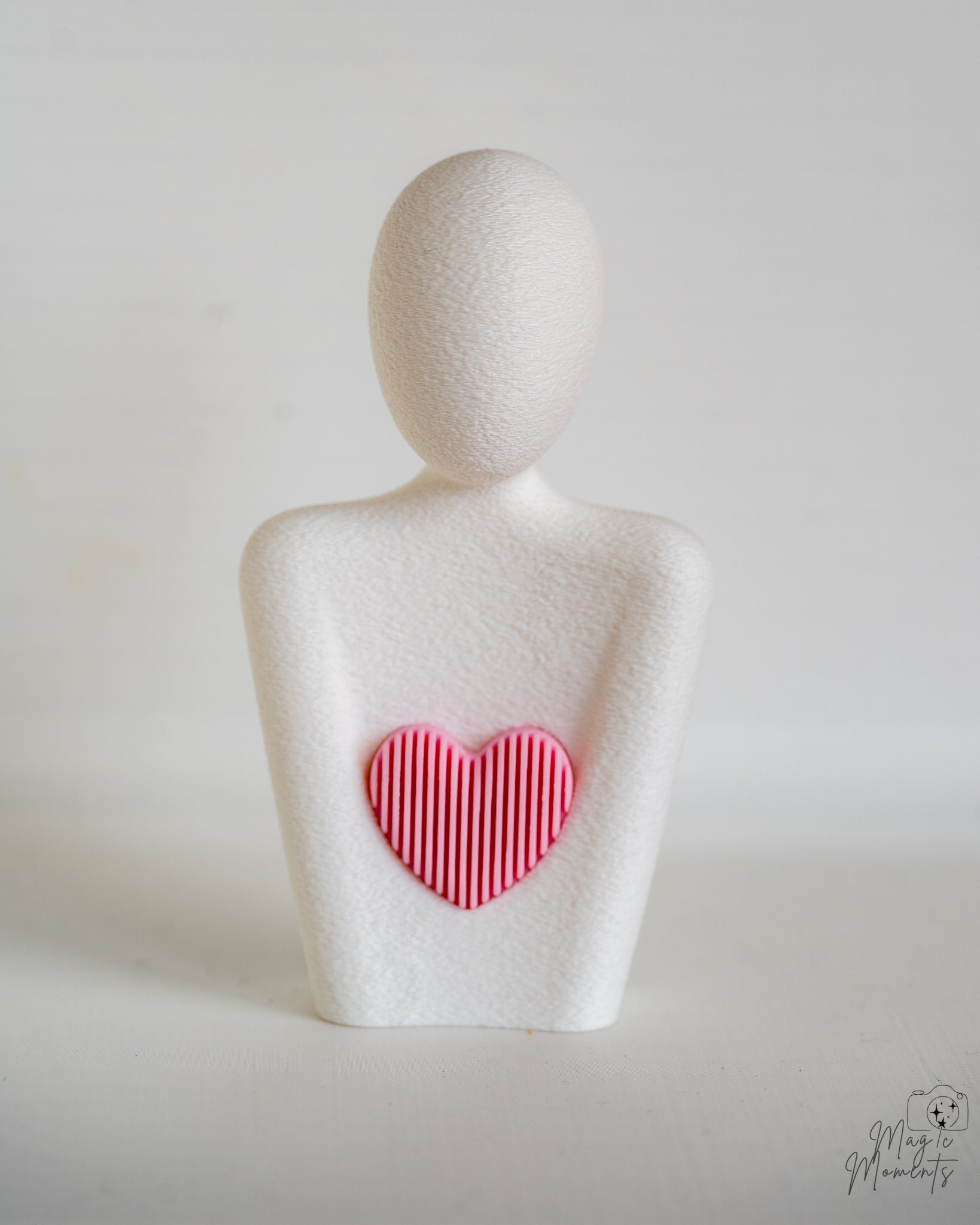Heart Figurine Modern Love Sculpture Romantic Gift Minimalist Home Decor