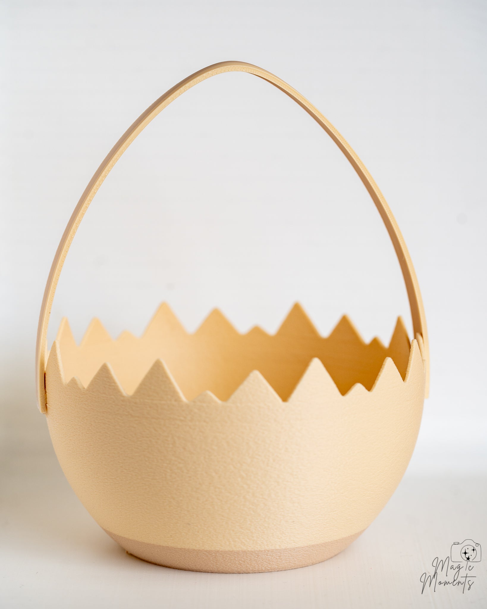 Egg shaped Easter basket with handle