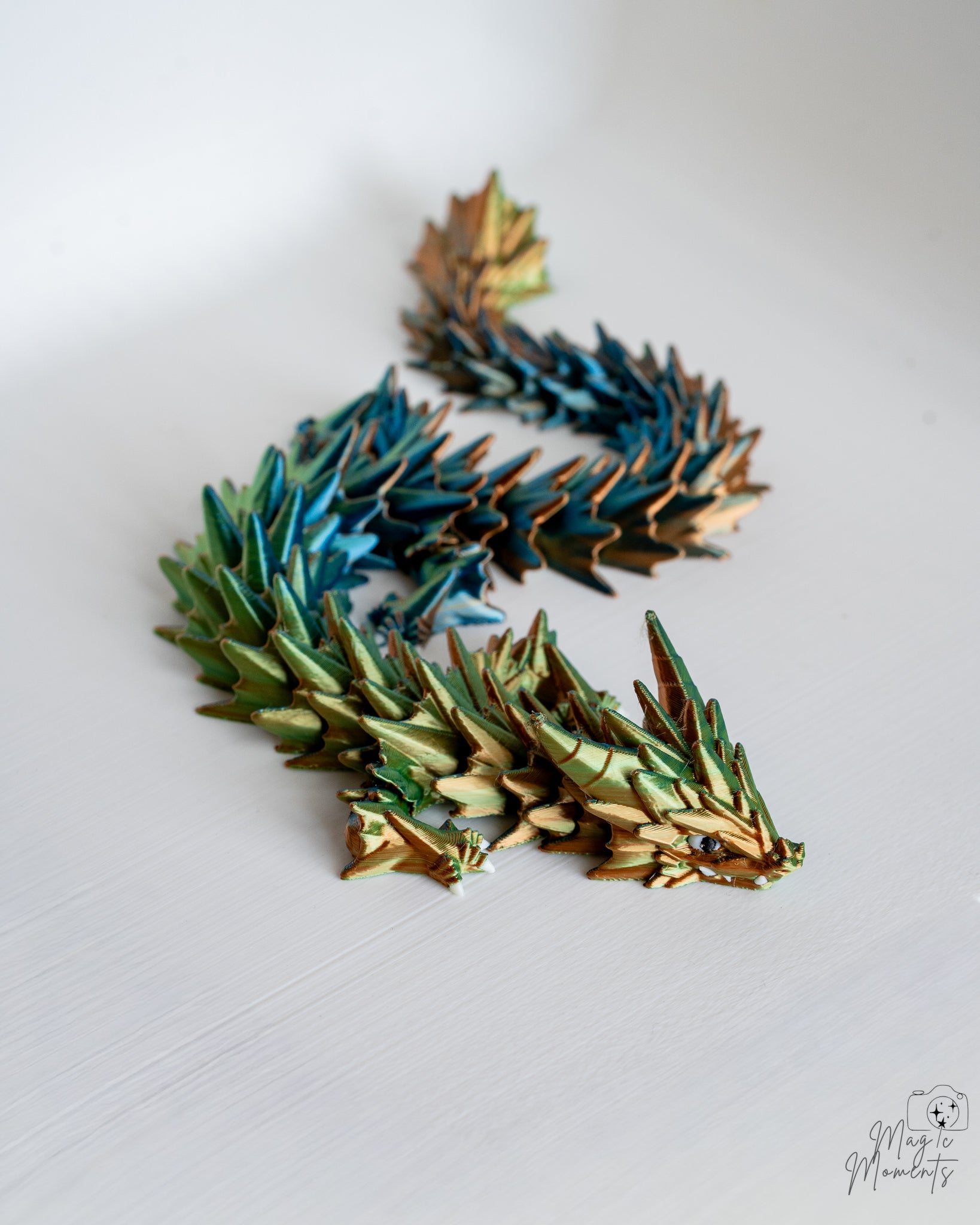 Metallic crystal dragon decorative figure