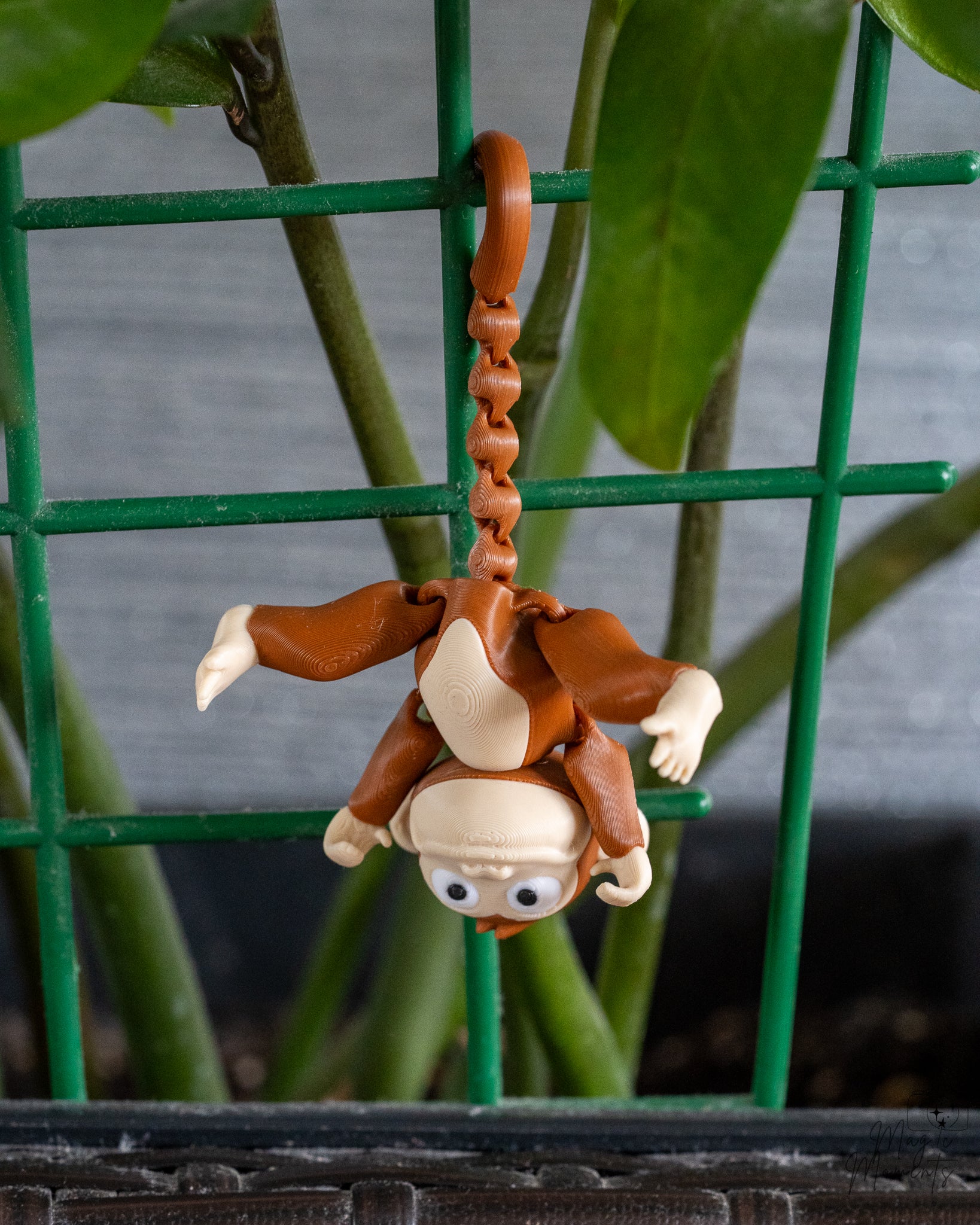 Articulated Monkey Set - 3D Printed Monkey Figurines with Tree Stump