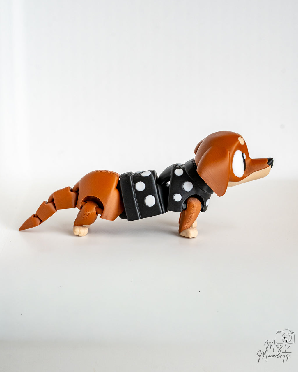 Cute sausage dog figure viewed from side