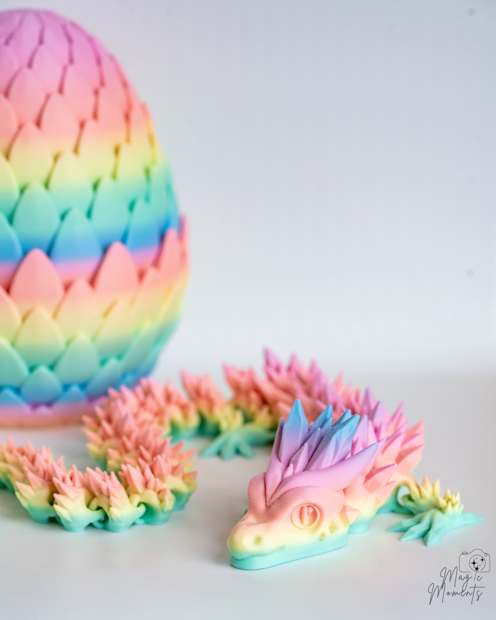 Fantasy dragon and textured egg storage container