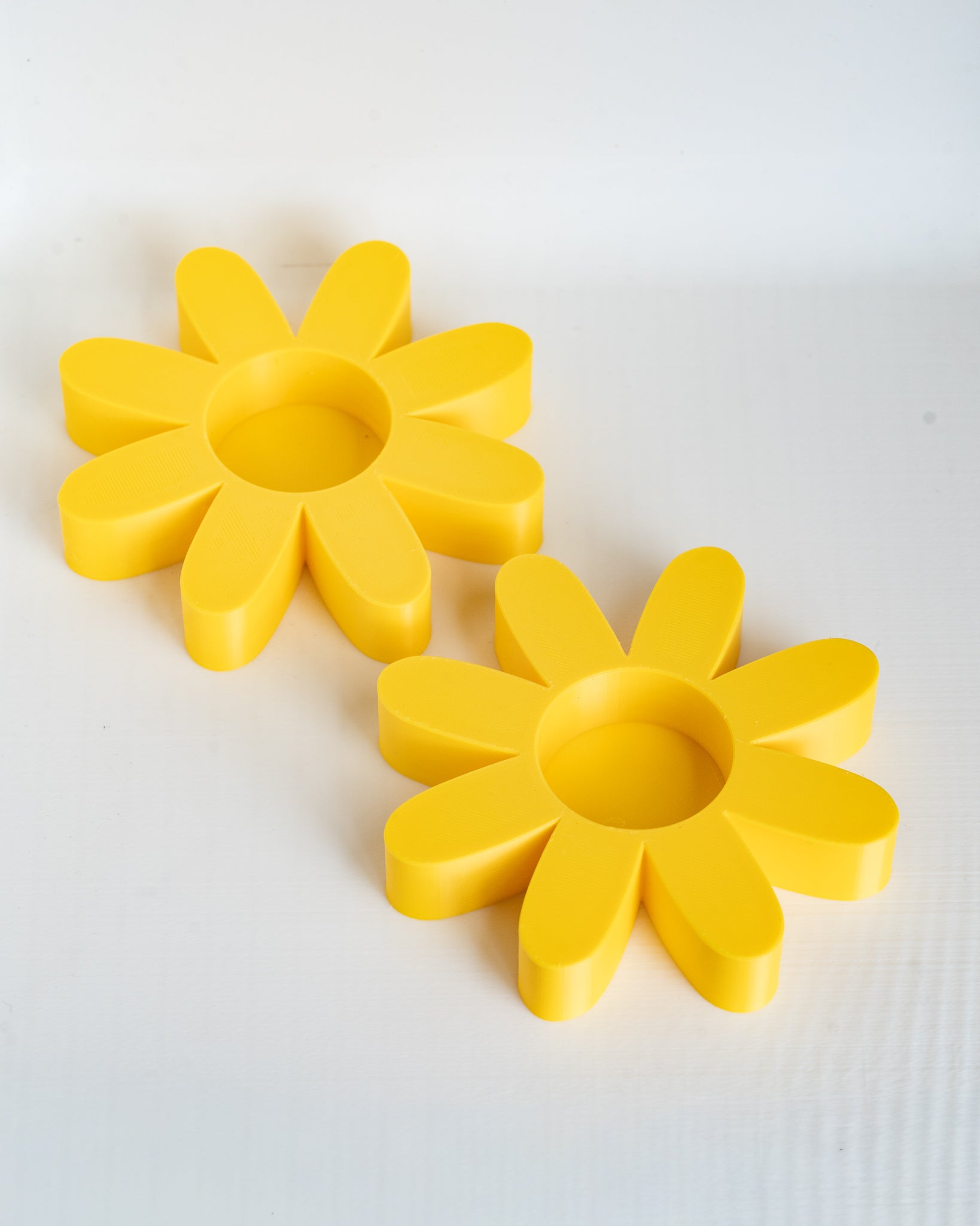 Flower Daisy Tealight Holder - Flower LED Candle Decor