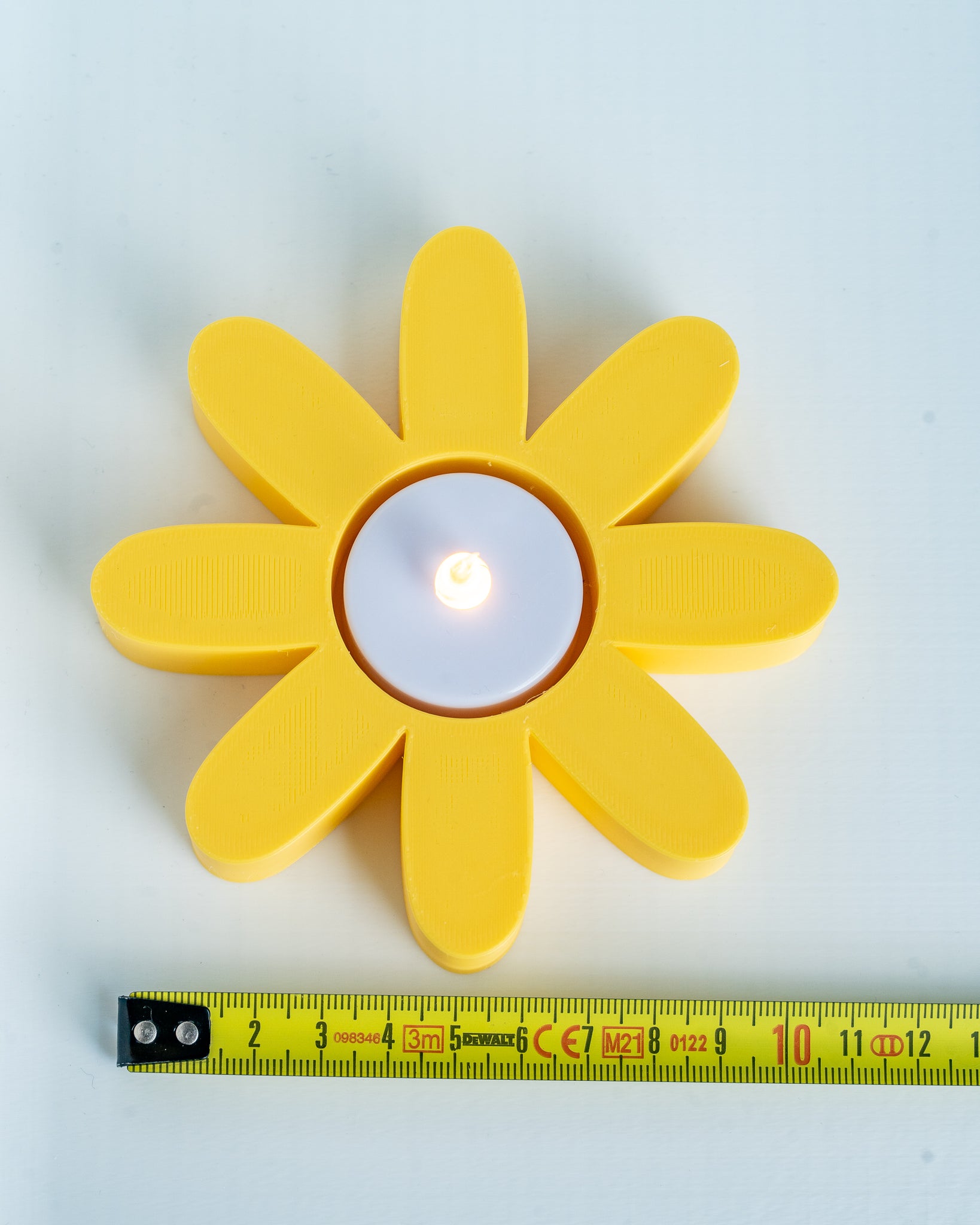 Flower Daisy Tealight Holder - Flower LED Candle Decor