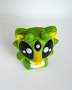 Alien cat figure viewed from above