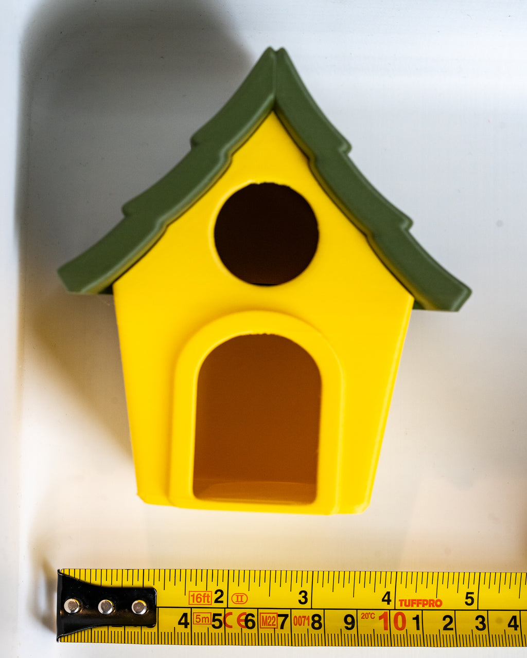 Robin bird house viewed from front