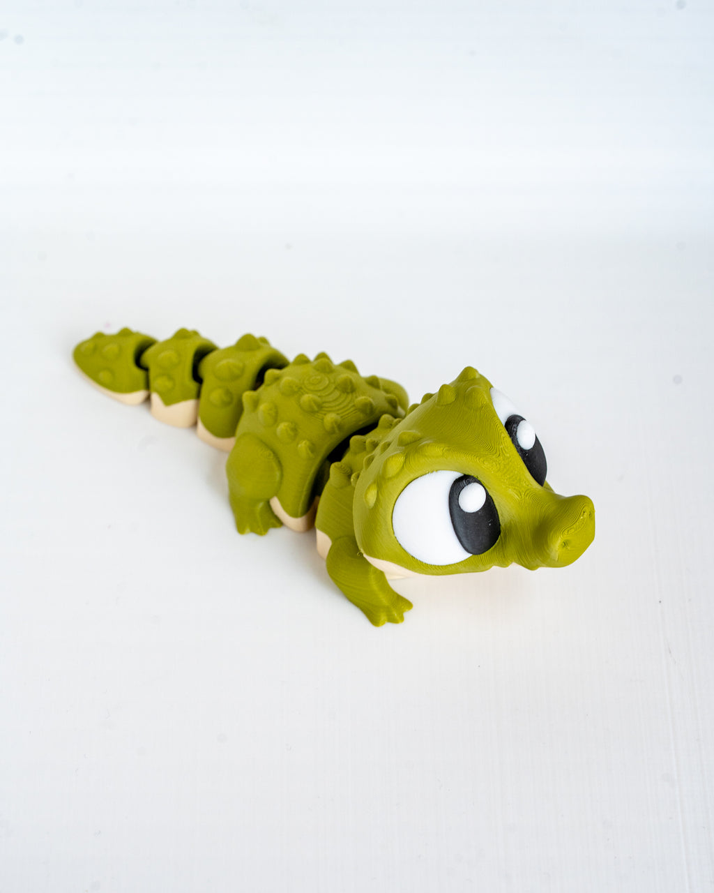 Crocodile figure viewed from angle