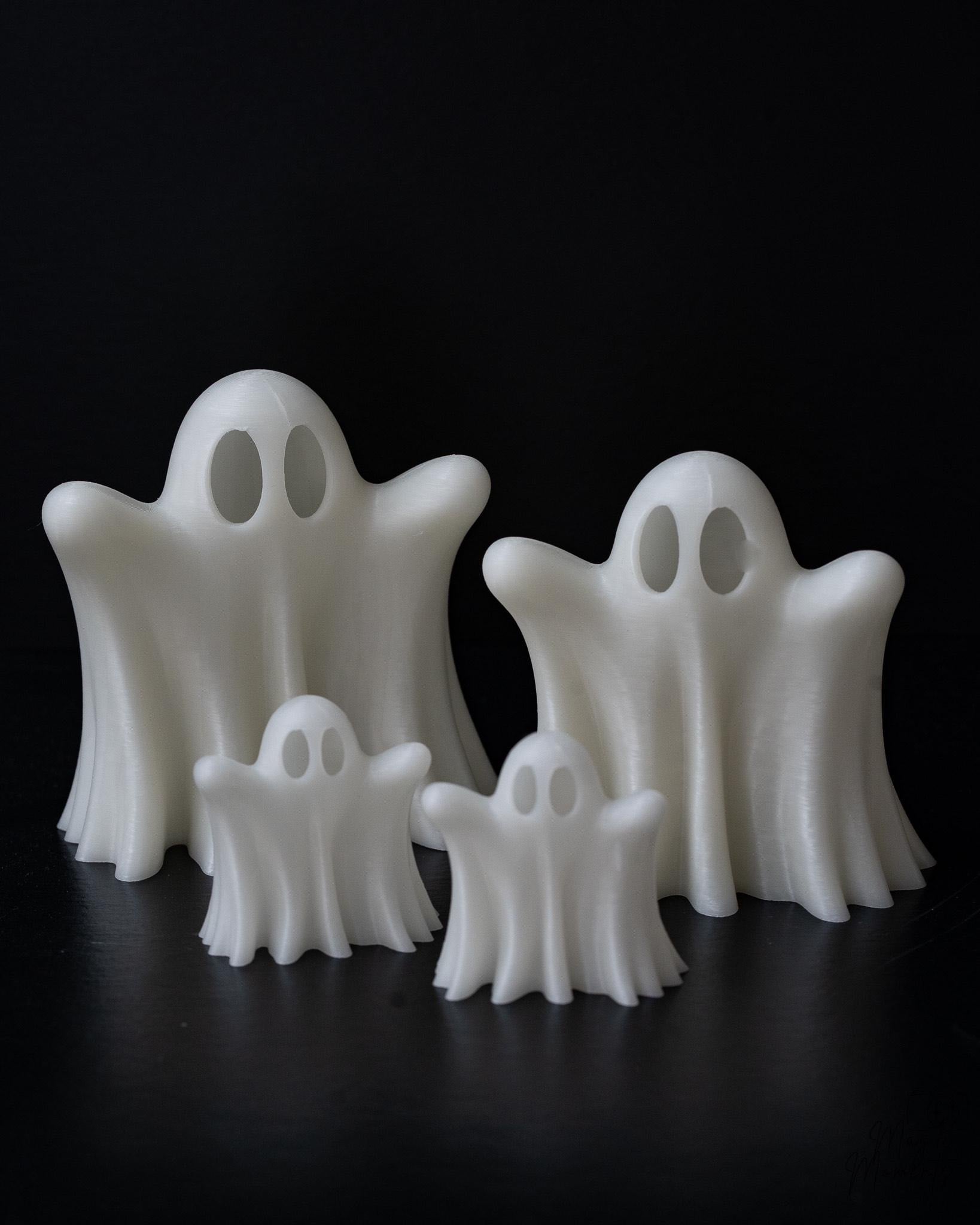 cute ghost figurine set 3d printed halloween decor
