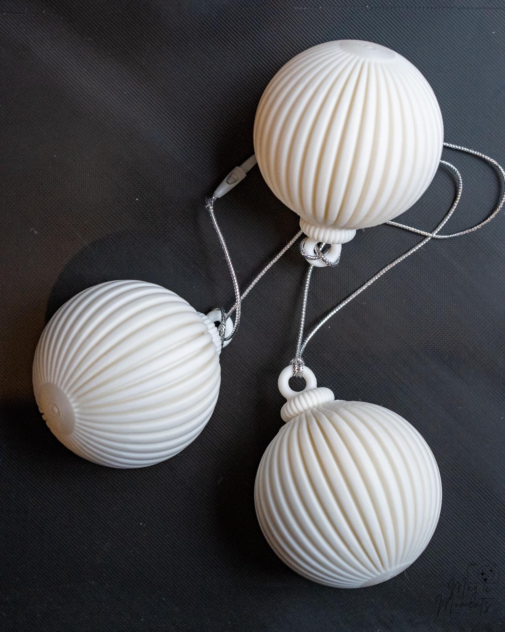 White ribbed Christmas bauble ornament set with modern spiral design