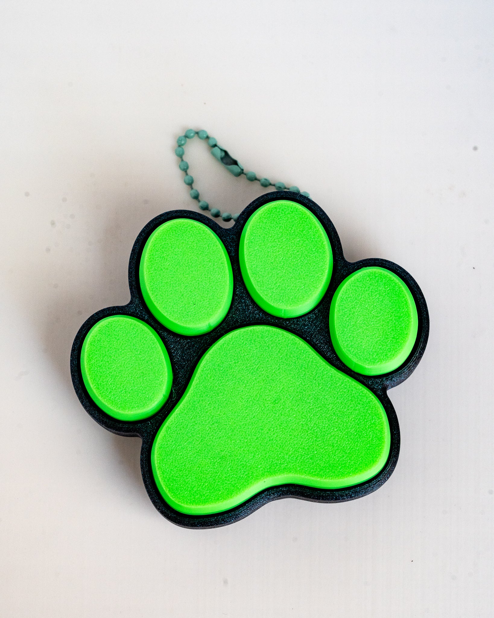 Cat Paw Clicker Keyring | 3D Printed Paw Desk Clicker | Magic Moments 3D Farm