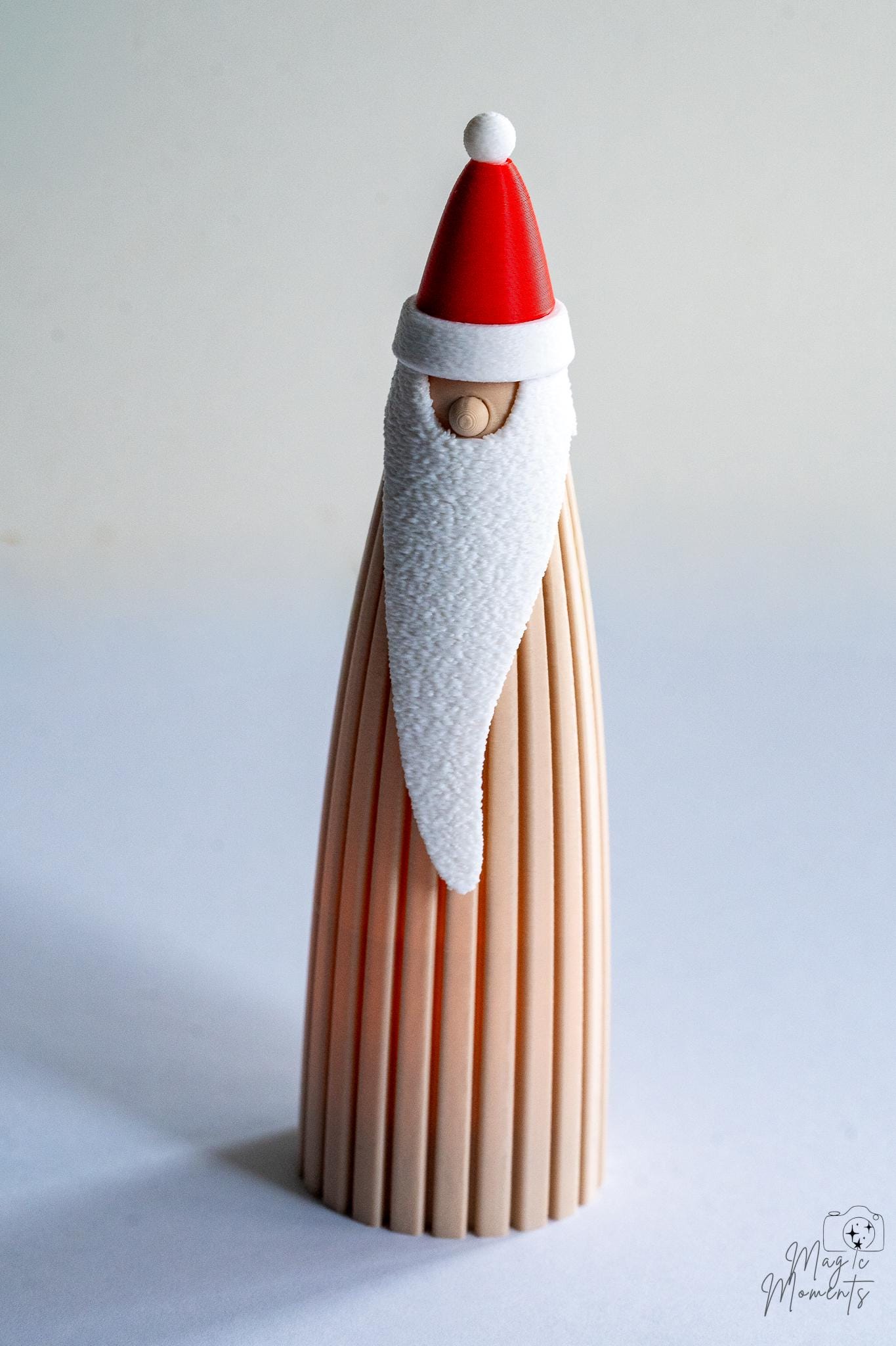 Minimalist Santa Claus decoration with ribbed textured body