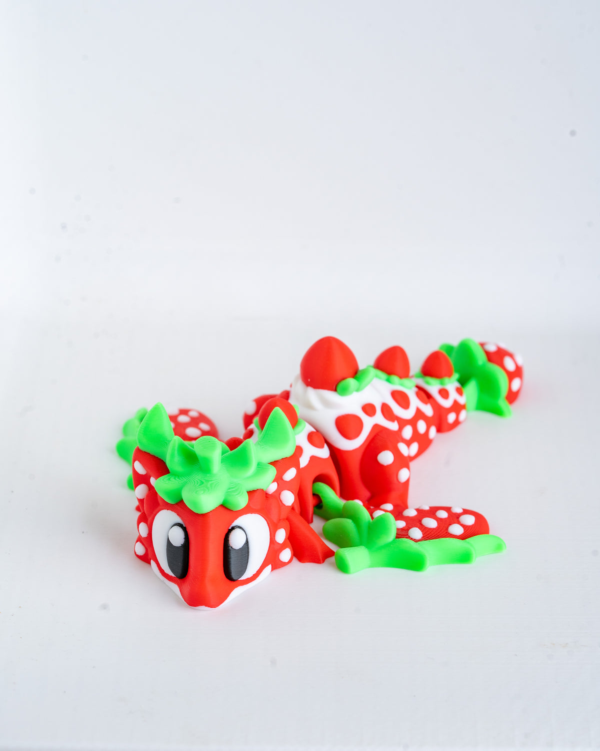 Strawberry Dragon - Articulated 3D Printed Strawberry & Cream Dessert