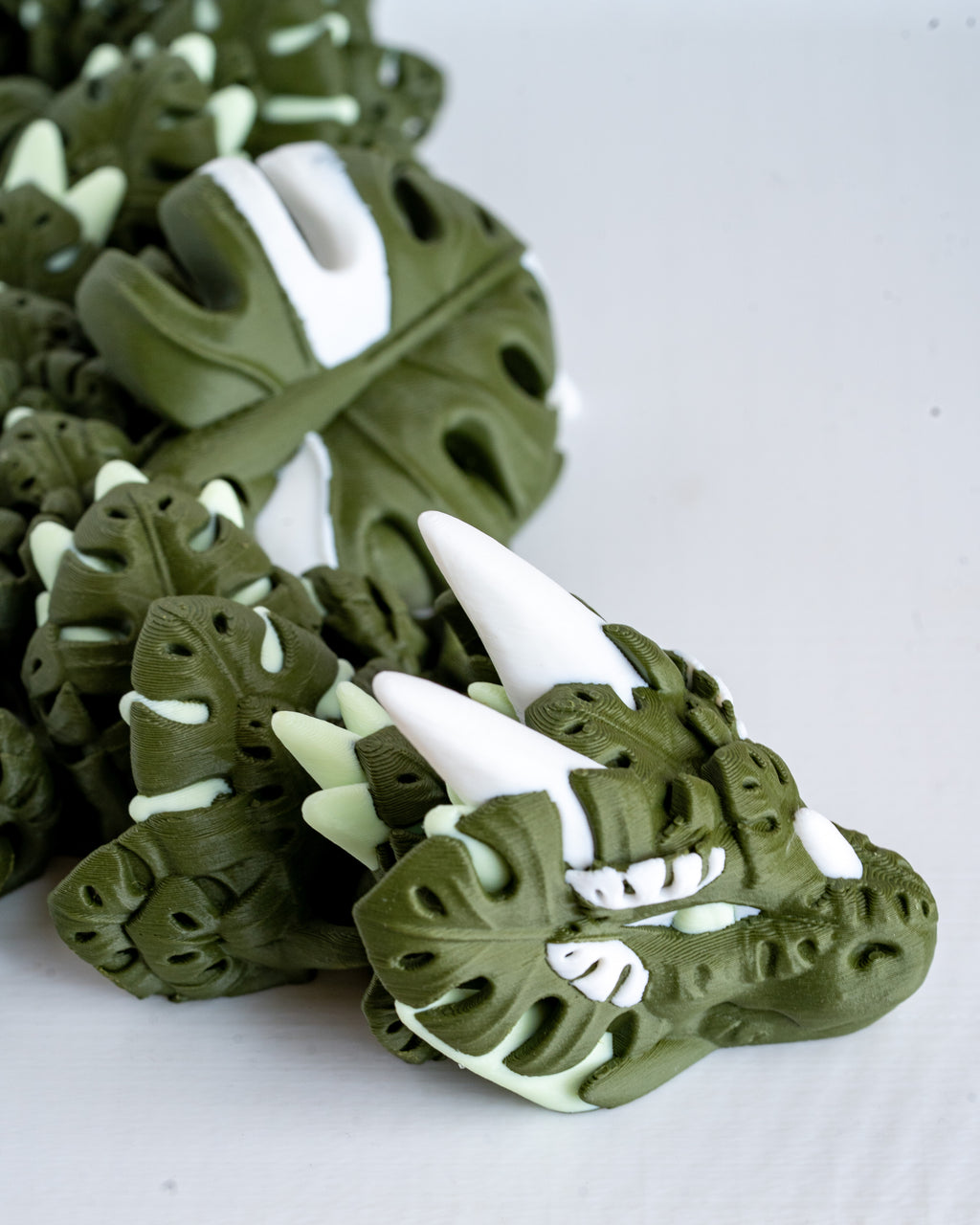 Monstera Variegata Dragon - Large Articulated 3D Printed Dragon