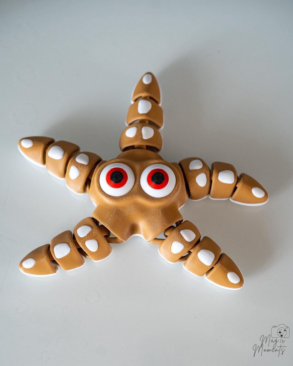 Articulated starfish with flexible segmented arms