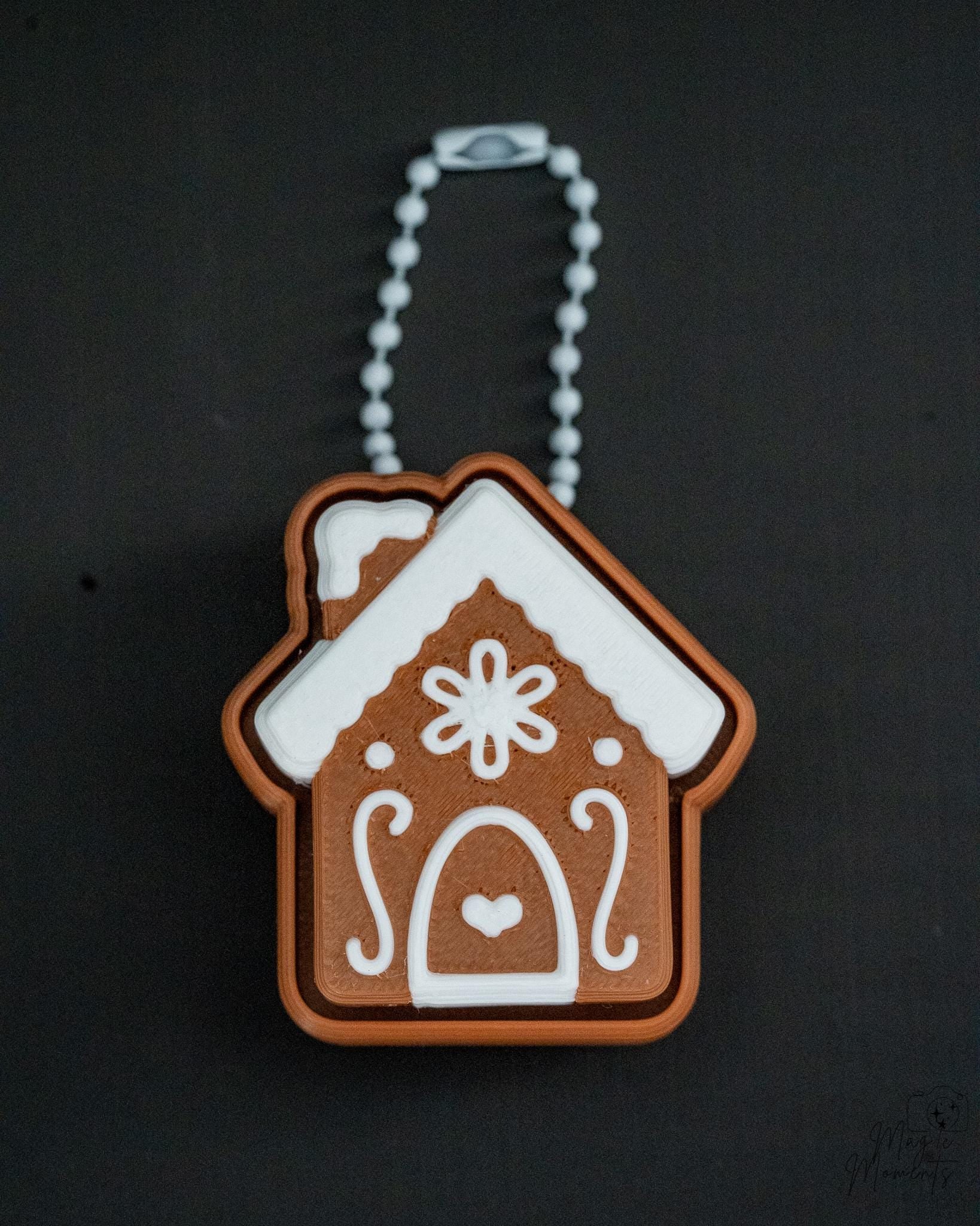 Gingerbread house clicker with icing detail design keychain