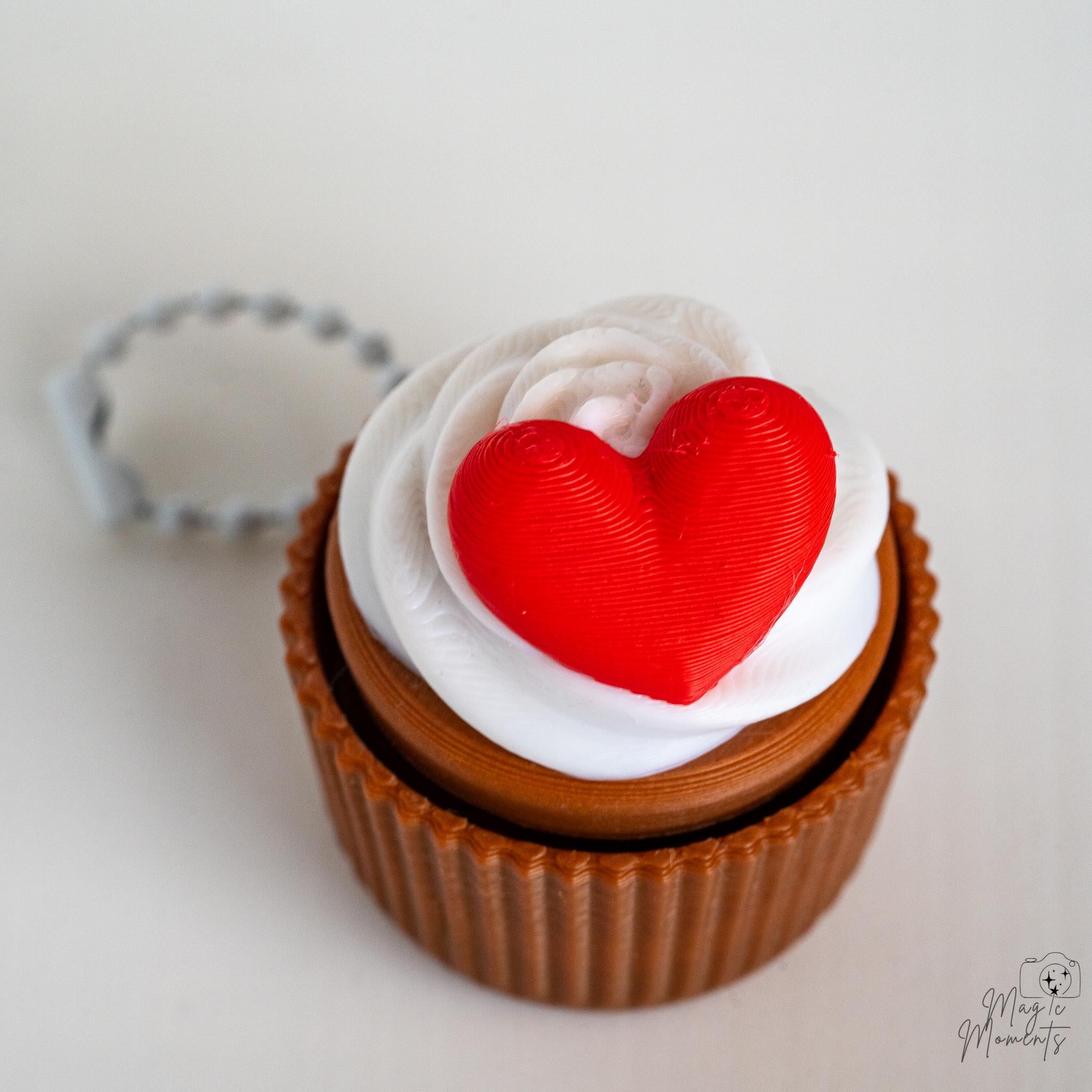 Heart cupcake clicker with red and white frosting detail keychain