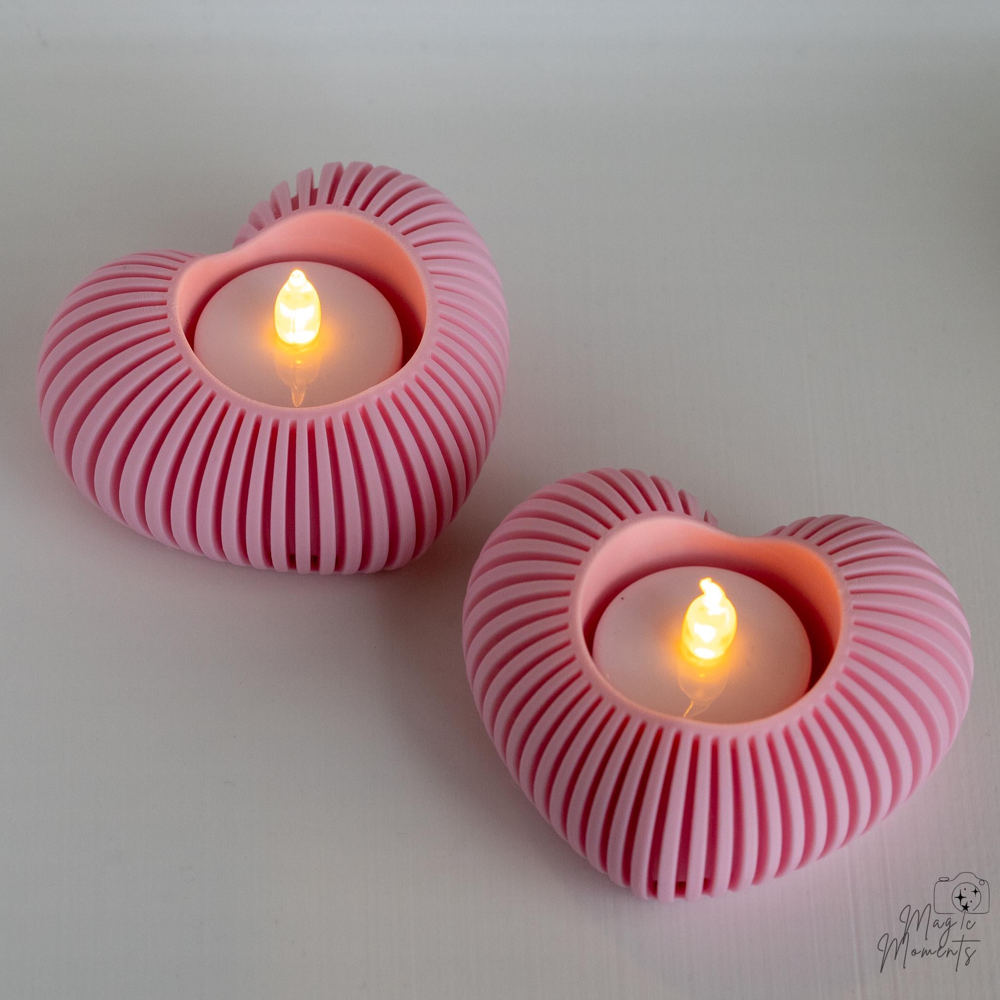 Pink heart tealight holder set with modern spiral design