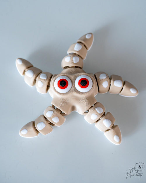 Articulated starfish with flexible moving arms