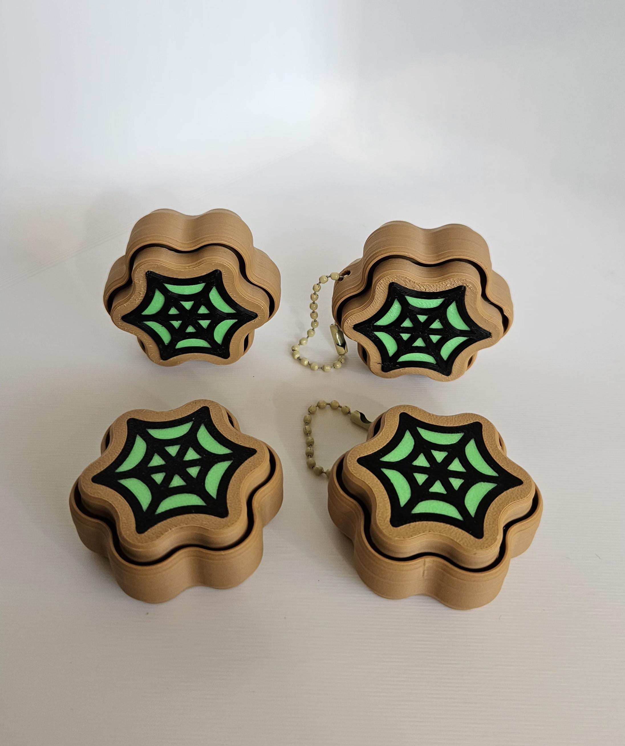 spider web halloween clicker