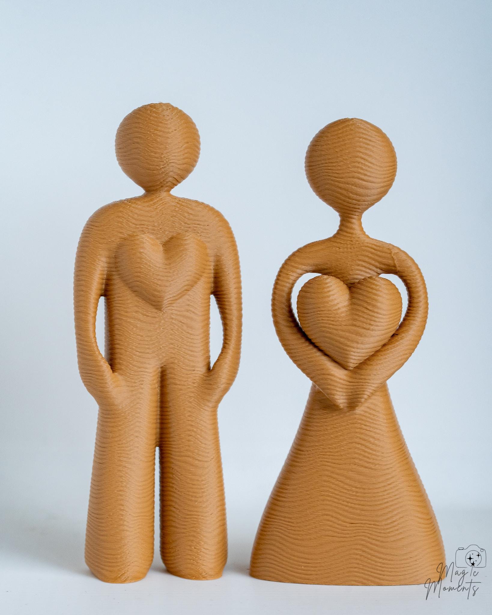beige romantic couple figures