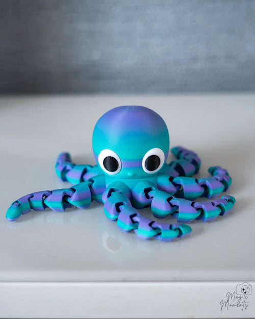 Articulated octopus with flexible moving tentacles