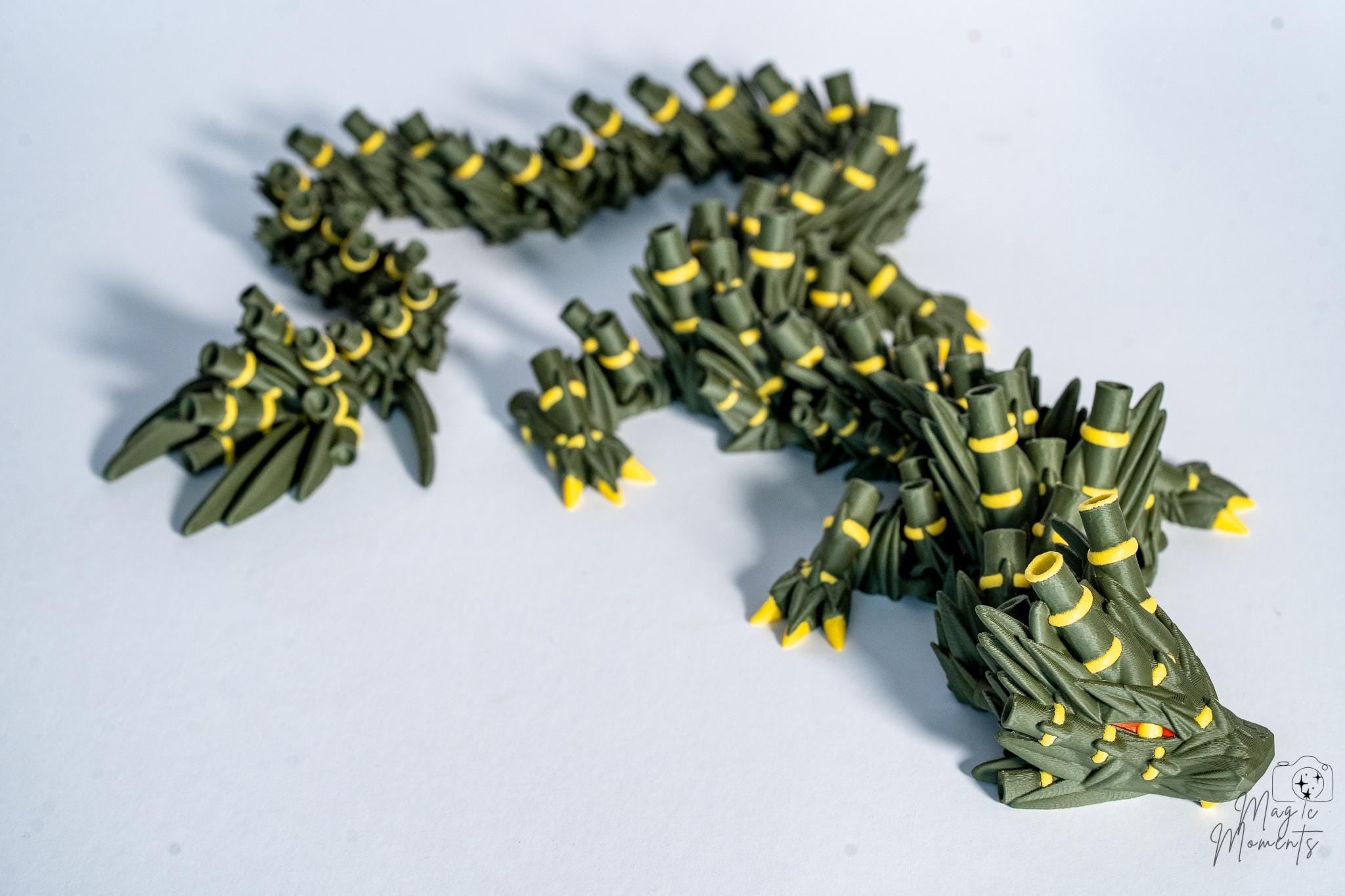 Flexible bamboo dragon with layered bamboo style texture