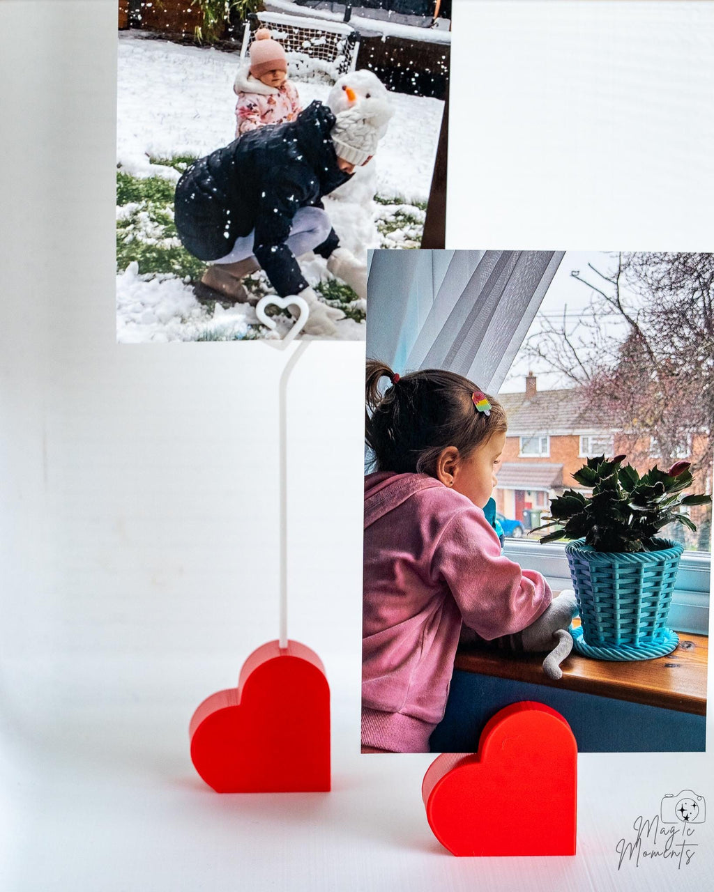 Heart photo holder stand with Valentine themed design